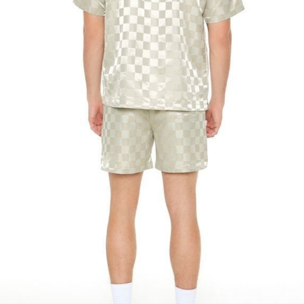 F21 Checked Drawstring Shorts - Picture 2 of 3